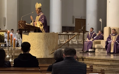 Abp Skworc do samorządowców: Niech wasza sprawczość nie ogranicza się do efektywnego zarządzania pieniędzmi