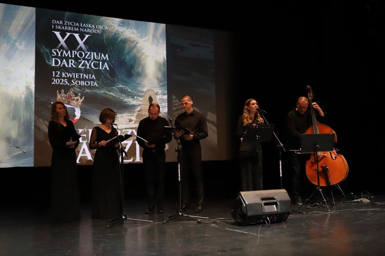 XX Sympozjum Dar Życia - świadectwo i modlitwa pieśnią