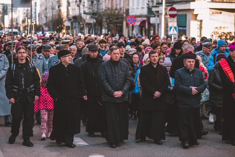 Gdyńska Droga Krzyżowa 2025