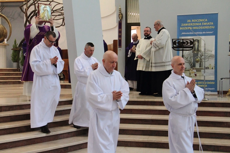 Błogosławieństwo nadzwyczajnych szafarzy Komunii świętej 2025