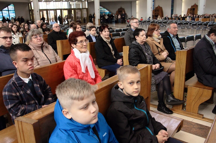 Błogosławieństwo nadzwyczajnych szafarzy Komunii świętej 2025