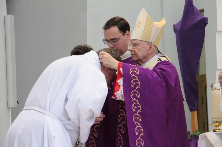 Błogosławieństwo nadzwyczajnych szafarzy Komunii świętej 2025