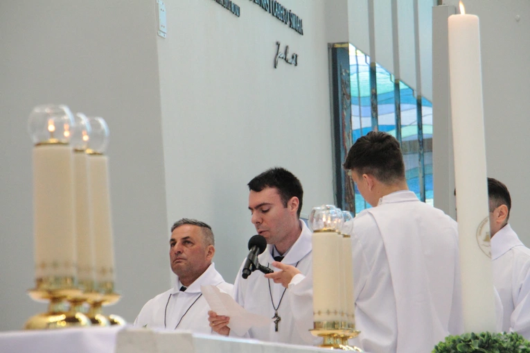 Błogosławieństwo nadzwyczajnych szafarzy Komunii świętej 2025