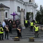 Pielgrzymi nadziei na ulicach Ostrowca Świętokrzyskiego