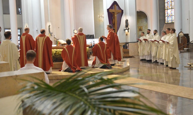 Bp Szkudło do młodych: Z Jezusem nigdy nie będziesz przegranym
