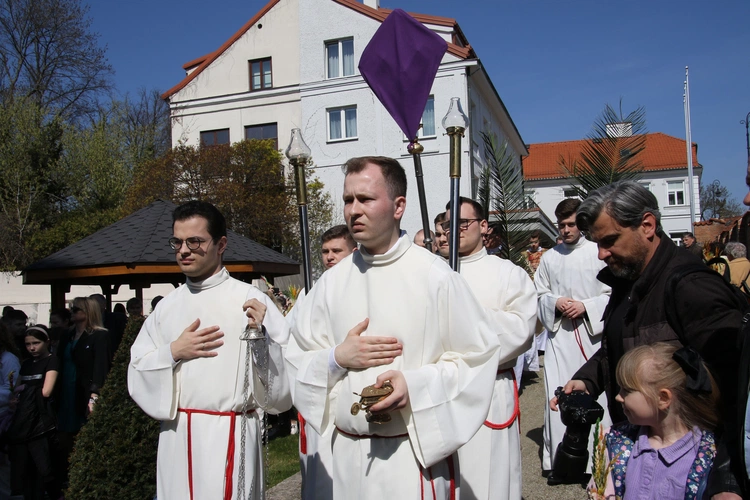 Płock. Niedziela Palmowa w katedrze