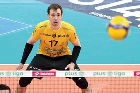 Thales Hoss Kraj: Brazylia Klub: BOGDANKA LUK Lublin Wiek: 36 Wzrost: 190 cm Zasięg z wyskoku do ataku: 315 cm