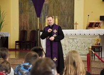Ks. Paweł Kasprzak jest jedynym kapłanem w Polsce, który otrzymał święcenia, będąc osobą niesłyszącą.