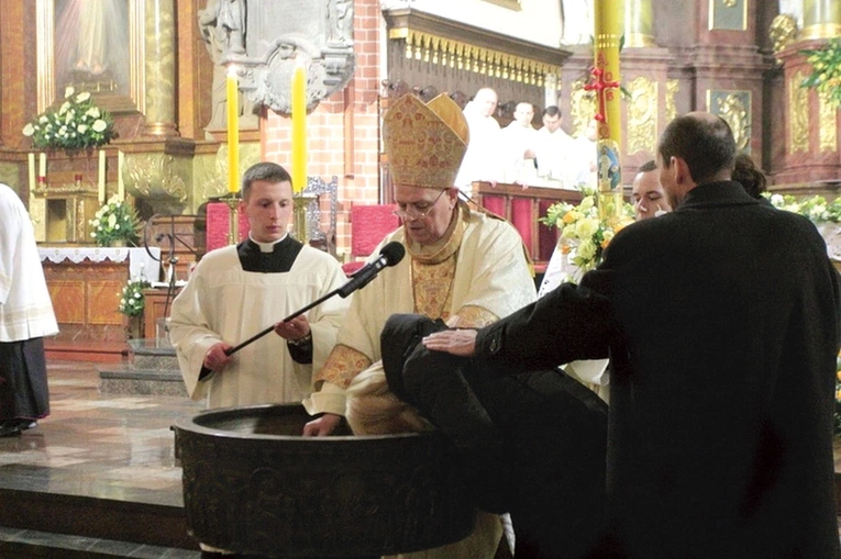Obecnie formująca się grupa za rok w Wigilię Paschalną przyjmie chrzest święty.