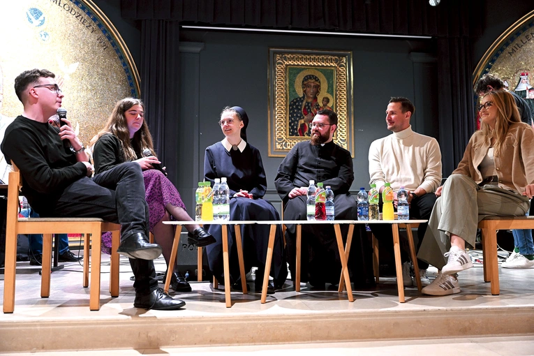 Goście panelu mieli młodym wiele do powiedzenia. 