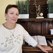  Alicja Orloł mówi, że parafianie starają się pamiętać o wszystkich potrzebujących pomocy.   