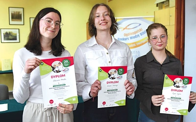  Do finału konkursu, organizowanego przez Katolickie Stowarzyszenie „Civitas Christiana”, dostało się 38 osób.  Pierwsza trójka pojedzie na finał krajowy, który odbędzie się w czerwcu w Niepokalanowie.