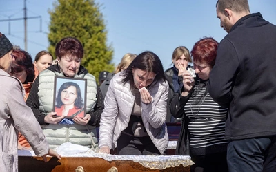 Sumy. Pogrzeb ofiar rosyjskiego ataku w Niedzielę Palmową