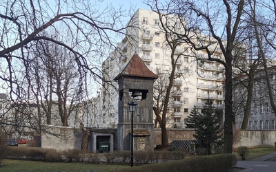 Spłonęła dzwonnica sanktuarium na warszawskiej Pradze