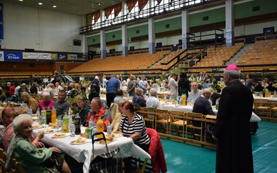 Z Chrystusem przy stole 