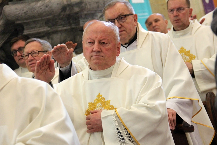 Msza Krzyżma 2025 w archikatedrze wrocławskiej