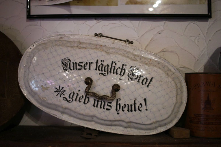 Świąteczne symbole i znaki w "Farskiej Stodole"