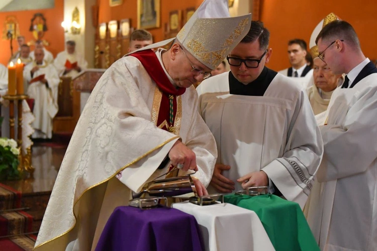 Msza Krzyżma Świętego w konkatedrze