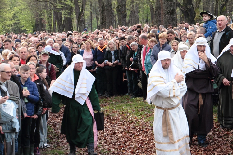 Wielki Piątek w Kalwarii Zebrzydowskiej 2025
