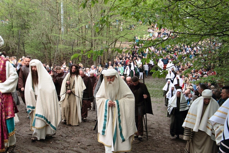 Wielki Piątek w Kalwarii Zebrzydowskiej 2025