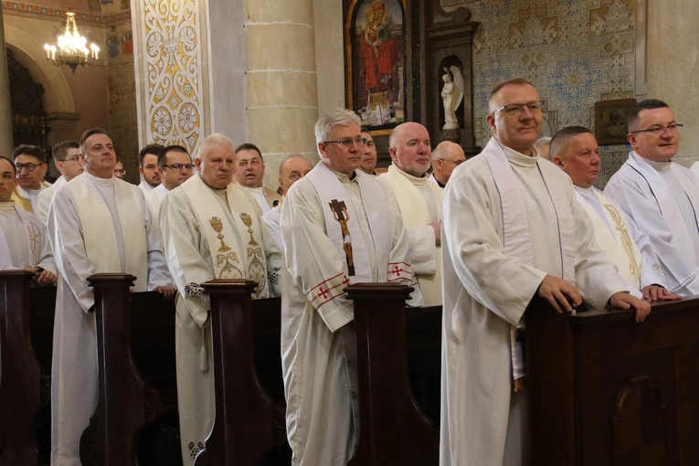 Płock. Msza Krzyżma