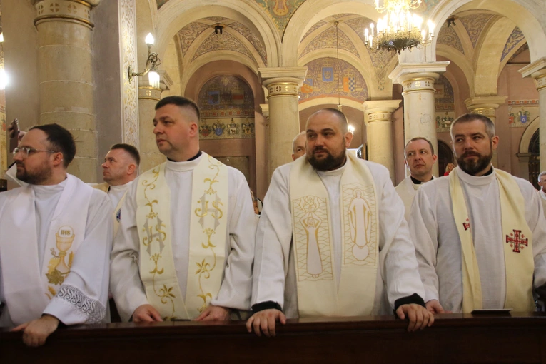 Płock. Msza Krzyżma