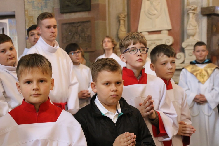 Płock. Msza Krzyżma