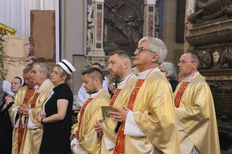 Płock. Msza Krzyżma