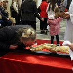 Liturgia męki Pańskiej 2025 w archikatedrze wrocławskiej