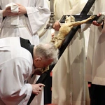 Liturgia męki Pańskiej 2025 w archikatedrze wrocławskiej