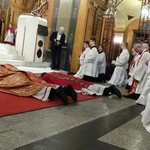 Wielki Piątek w katedrze św. Mikołaja - 2025