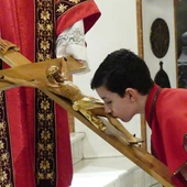 Bp Greger: Krzyż na zawsze musi pozostać znakiem Jezusowego zwycięstwa