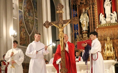 Liturgia Męki Pańskiej w katedrze radomskiej