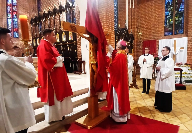 Miłość Chrystusa jest potężniejsza od naszej bezsilności i beznadziei