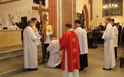 Liturgia Wielkiego Piątku cz. 1