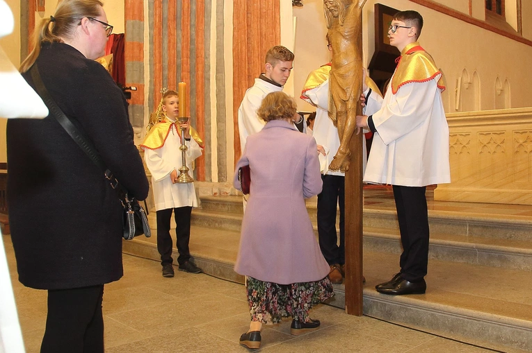 Liturgia Wielkopiątkowa cz. 2