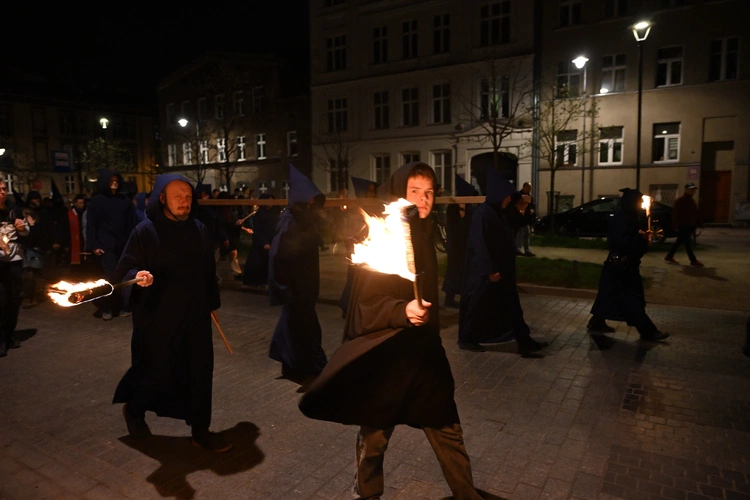 10. Nocne Misterium Krzyża w Gdańsku