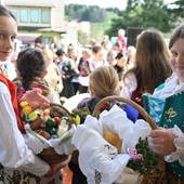 Biały Dunajec. Koszyczek z 1945 r., baranek z masła, czyli tradycyjna góralska kosołecka