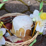 Pokarmy poświęcone u grekokatolików w Radomiu.