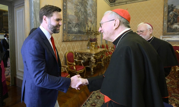 Wiceprezydent USA JD Vance i sekretarz stanu Stolicy Apostolskiej, kard. Pietro Parolin