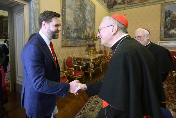 Wiceprezydent USA JD Vance i sekretarz stanu Stolicy Apostolskiej, kard. Pietro Parolin