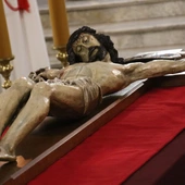 Płock. Wielki Piątek w katedrze