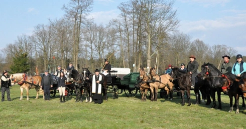 Wielkanocne procesje konne