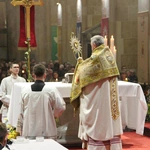 Liturgia Wigilii Paschalnej w archikatedrze wrocławskiej 2025