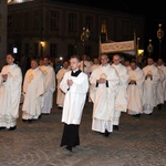 Liturgia Wigilii Paschalnej w archikatedrze wrocławskiej 2025