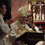 Liturgia Wigilii Paschalnej w archikatedrze wrocławskiej 2025