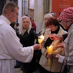 Liturgia Wigilii Paschalnej w archikatedrze wrocławskiej 2025