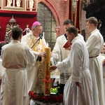 Liturgia Wigilii Paschalnej w archikatedrze wrocławskiej 2025