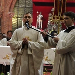 Liturgia Wigilii Paschalnej w archikatedrze wrocławskiej 2025