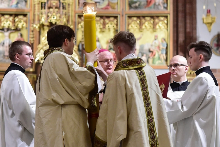 Liturgia Wigilii Paschalnej